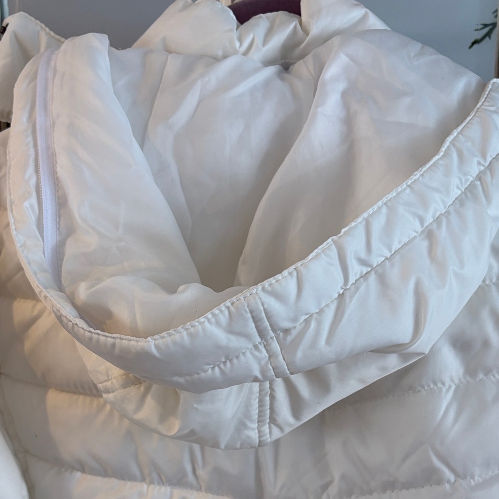 Women's Southpole white ski/puffer jacket - Picture 8 of 9